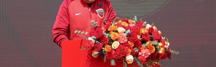 记者：成耀东接手海港B队帅位，更多是扶于海、王赟一把